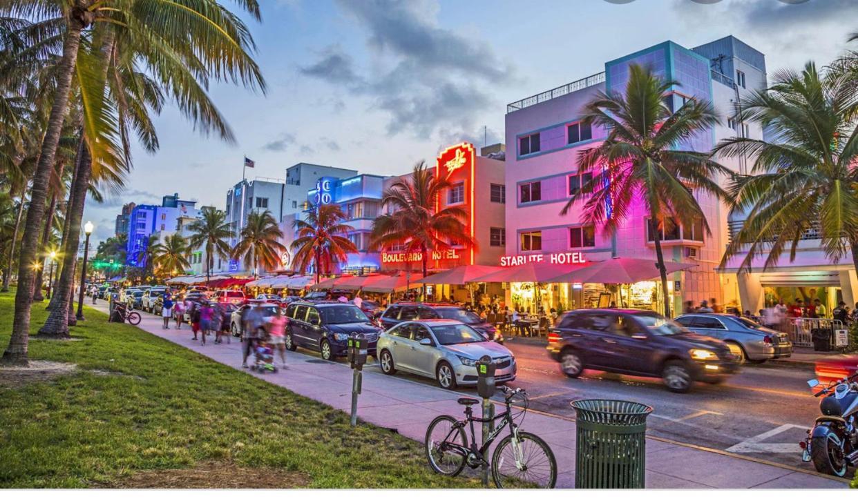 Hostel Brazilian Miami Bagian luar foto